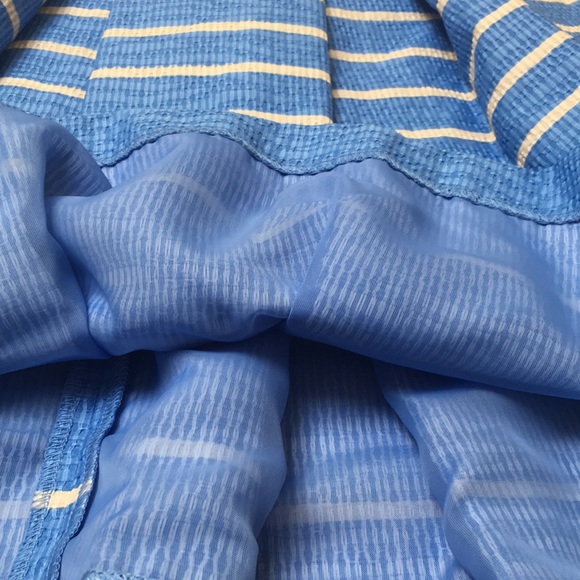 Blue and white stripped pleated dress - Picture 4 of 9